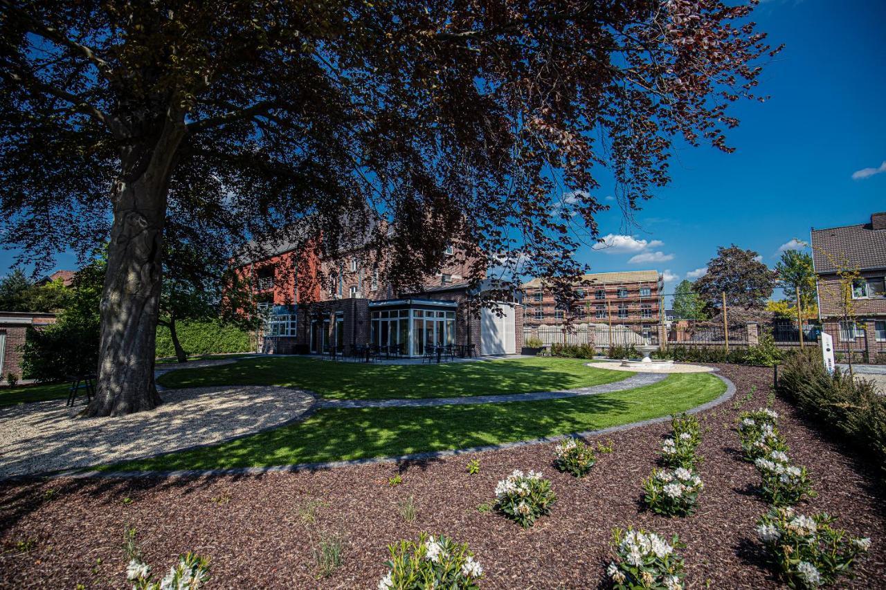 Boetiekhotel Burgemeesterhuys Beringen Buitenkant foto